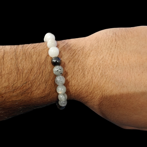 Moonstone, Tourmaline Quartz, Labradorite, Black Strawberry Quartz Bracelet 8mm - Picture 6 of 7